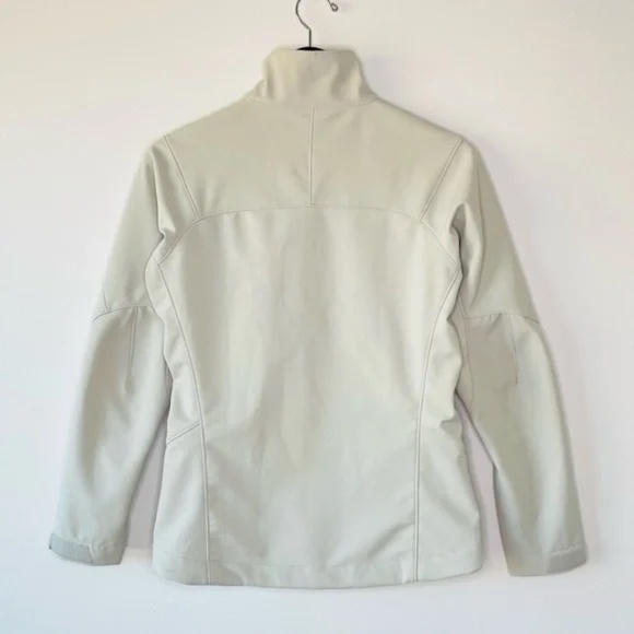 XS White Patagonia Ski Jacket - Picture 2 of 9